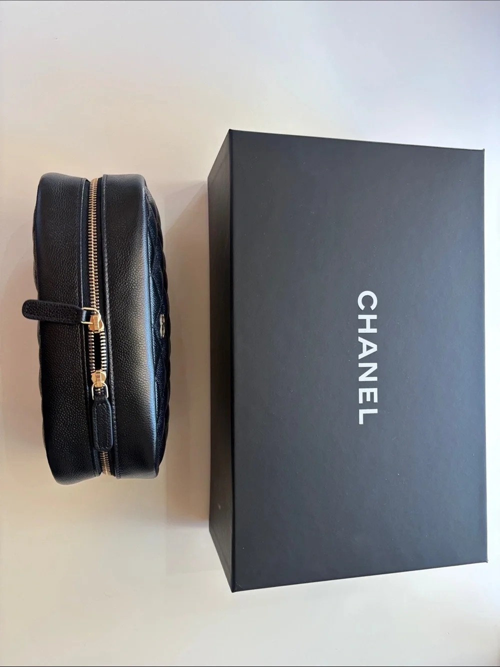 CHANEL classic quilted